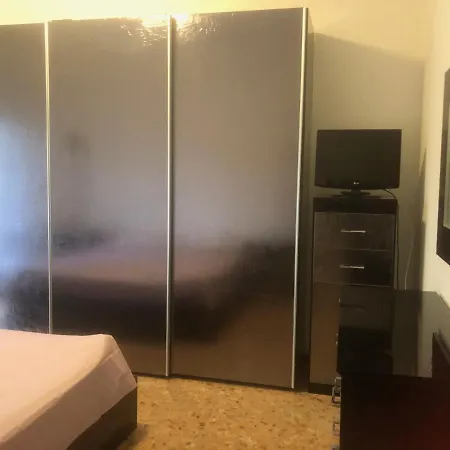 Villaggio 홈스테이 페자로
